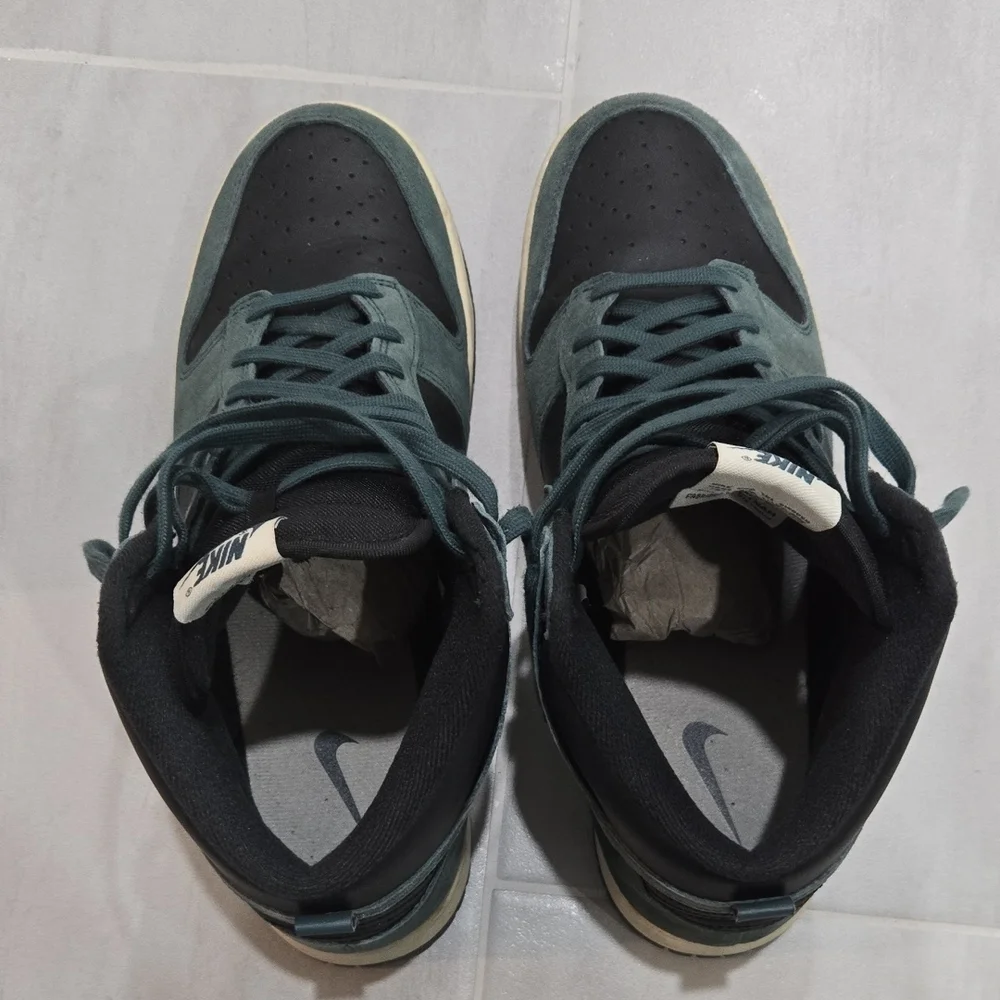 Nike Dunk Hi Retro Premium. Men's 10.5 - Picture 6 of 7